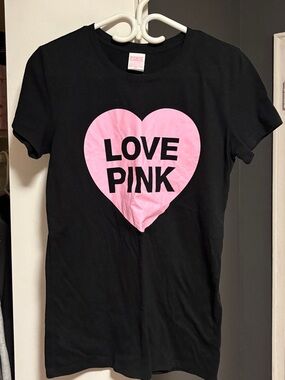 PINK Victoria's Secret Black Tee with Pink Heart "LOVE PINK"